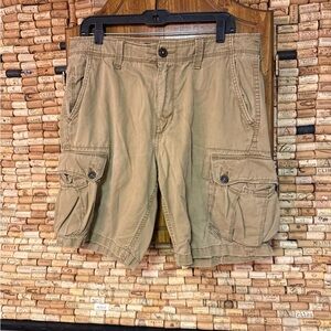 Y2K American Eagle 100% cotton cargo shorts size 33